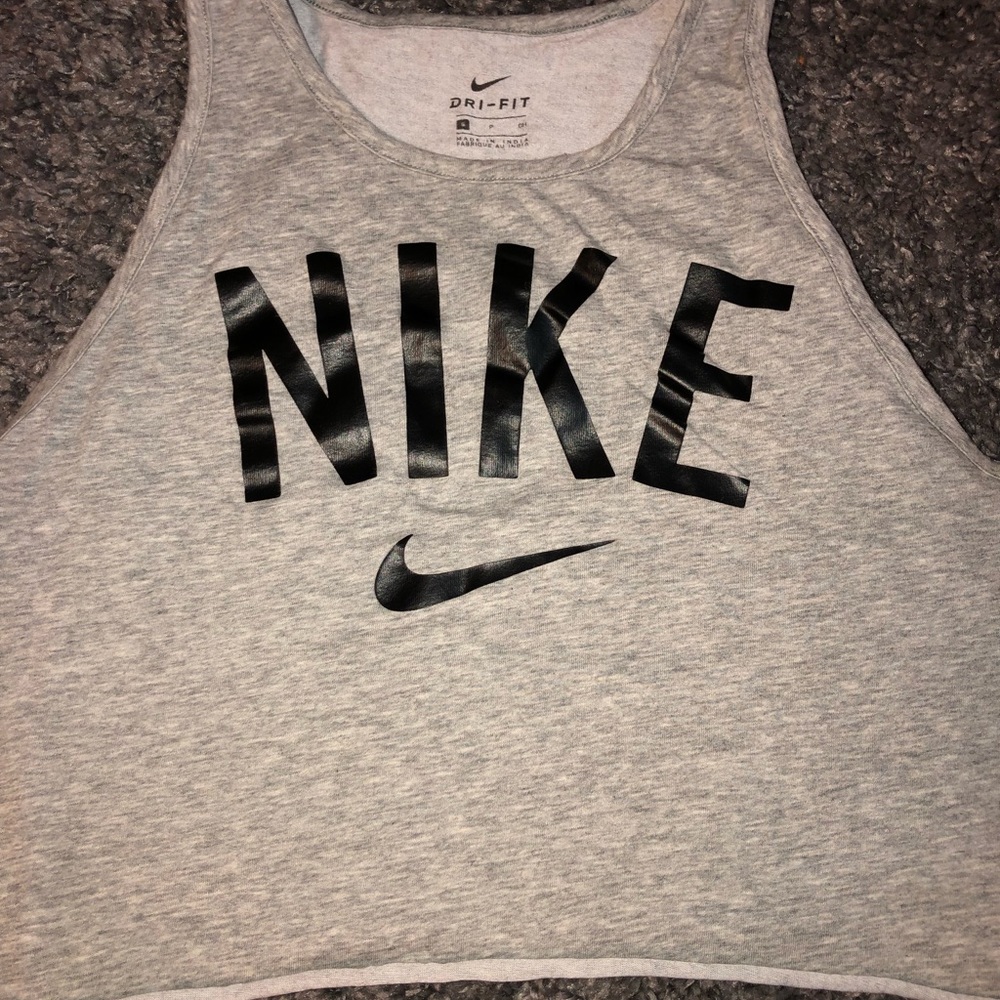 Nike crop tops (x2)